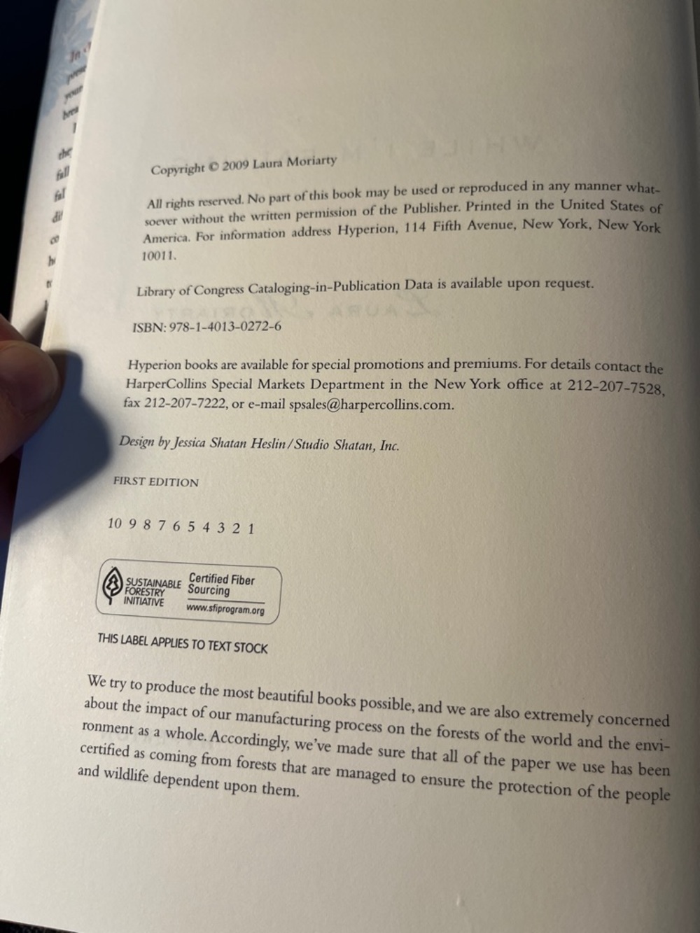While I'm Falling by Laura Moriarty -A Compelling Contemporary Family Drama book - Picture 6 of 9